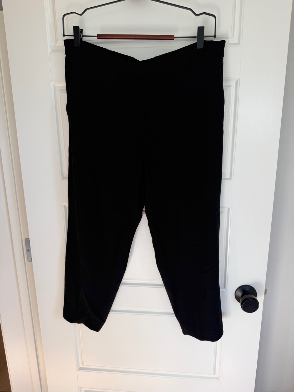 Babaton Black Cropped Conan Style Pull-On Ponte Pants